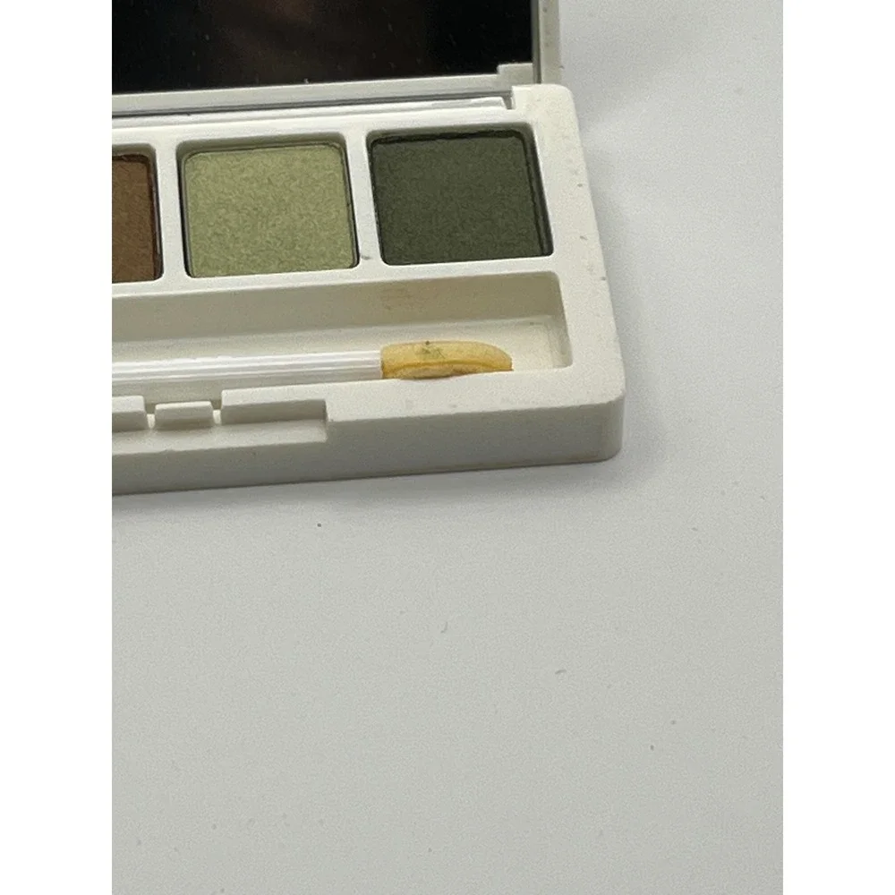 Clinique All About Shadow Quad On Safari Lemongrass Buttered Toast DB3 0.08oz